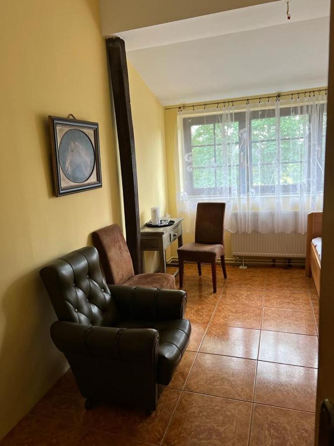 Agroturystyka Trzy Wieze Bytom Odrzanski Esterno foto